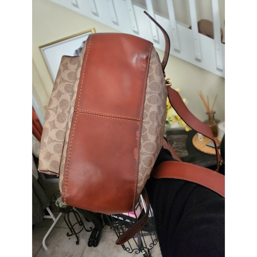 Coach Signature backpack - Picture 3 of 10